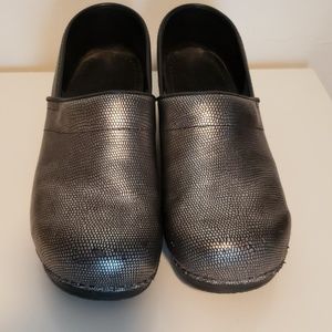 Sanita Clogs